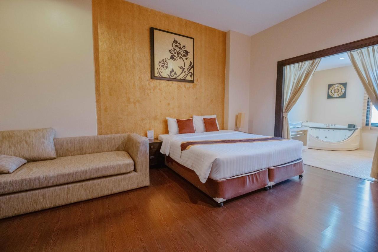 The Desiign Hotel - Sha Si Maha Phot Екстер'єр фото